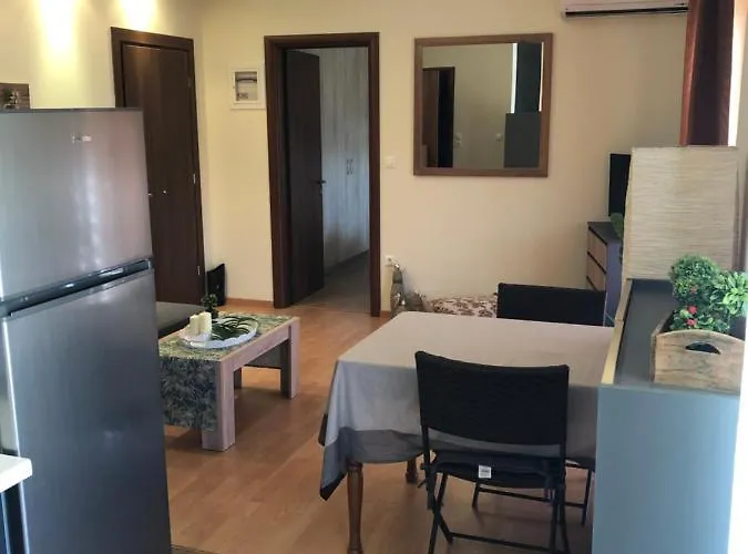 Matrel 2 Apartamento Rhodes City
